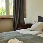 żar - Dworek W żarnowcu *