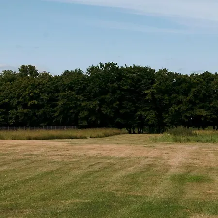 Lägenhet Zar - Dworek W Zarnowcu