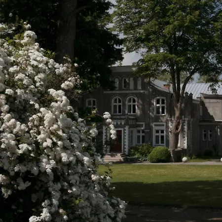 Zar - Dworek W Zarnowcu *