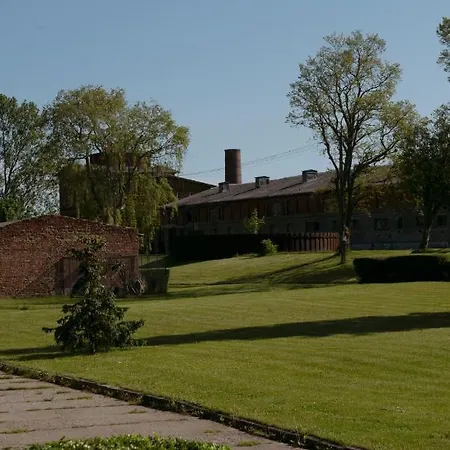 Zar - Dworek W Zarnowcu Апартаменты *