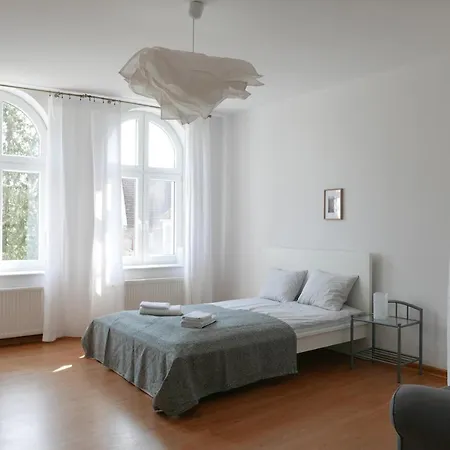 Zar - Dworek W Zarnowcu * Zarnowiec