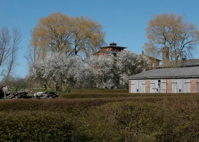 Zar - Dworek W Zarnowcu * Zarnowiec